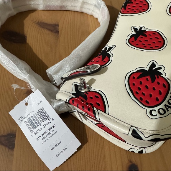 🍓 Coach Swinger Bag 20 With Strawberry Print - Picture 8 of 13